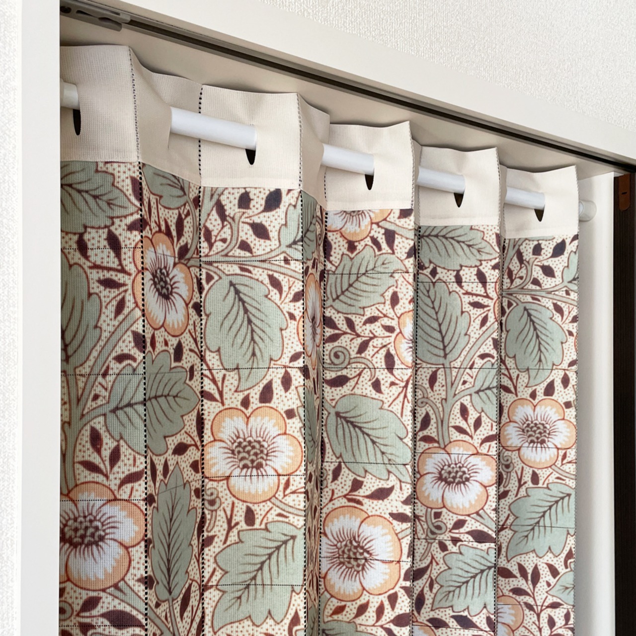 【受注生産】 アコーディオンカーテン  ウィリアムモリス クライストチャーチ 幅96x丈200cm