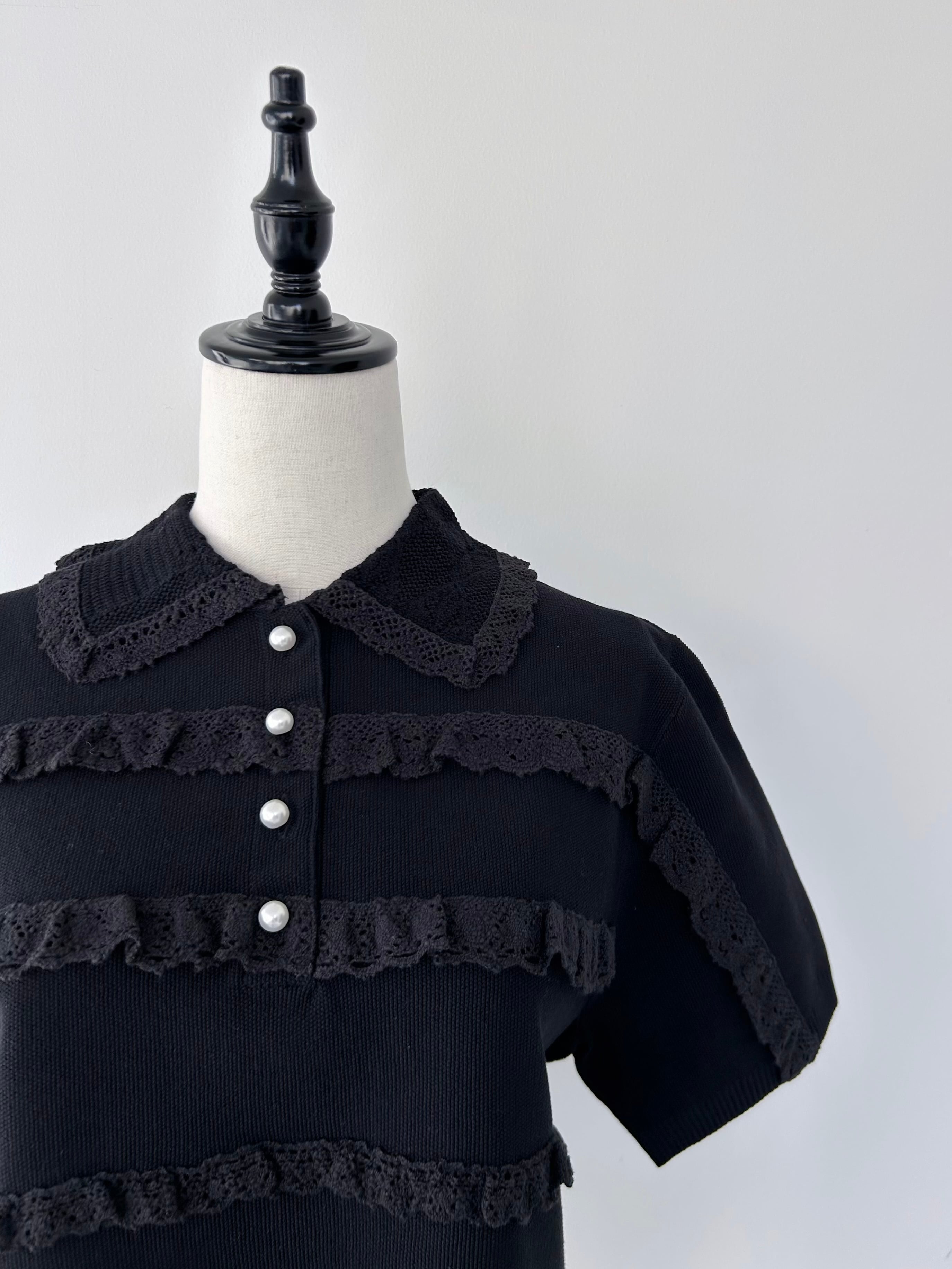 MUVEIL レースボーダーポロニットフリル付き黒ポロシャツ MUVEIL レースボーダーポロニット | KOKO