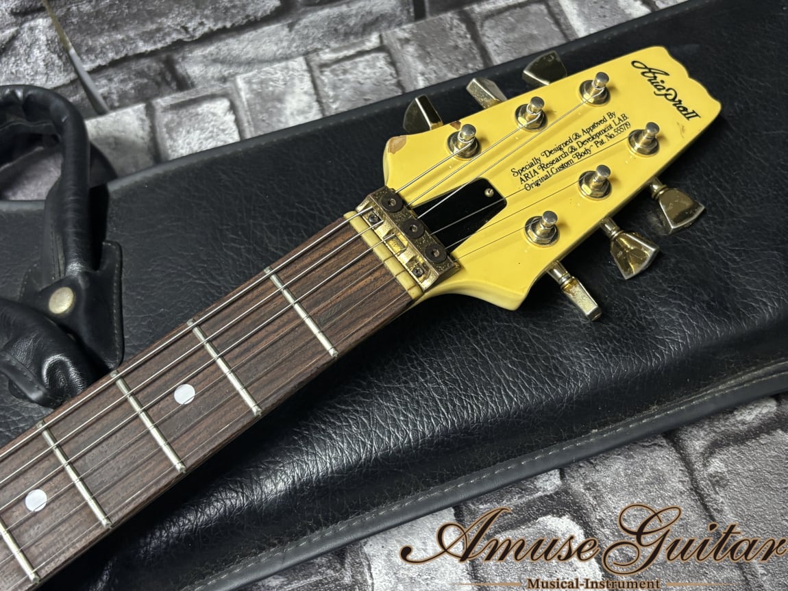 Aria ProⅡ PE DELUXE-KV # IV(Ivory) 1983年製【Kahler Tremolo】w