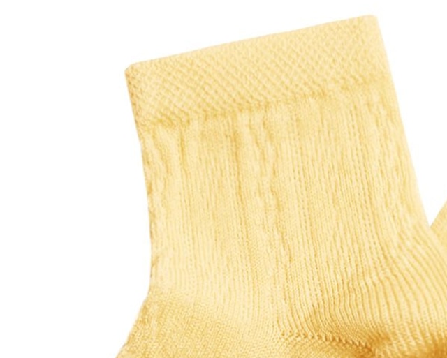 Collegien - Antoinette Lightweight Pointelle Socks / Vanille