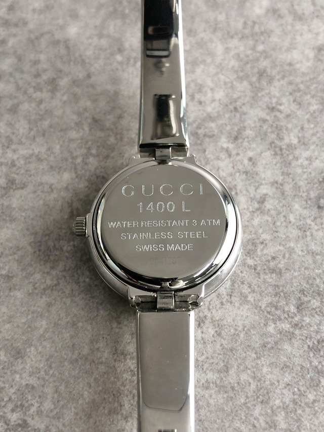 GUCCI グッチ 腕時計 シルバー ロゴ ステンレススチール 1400Lクウォーツ vintage ヴィンテージ オールド yjvsra