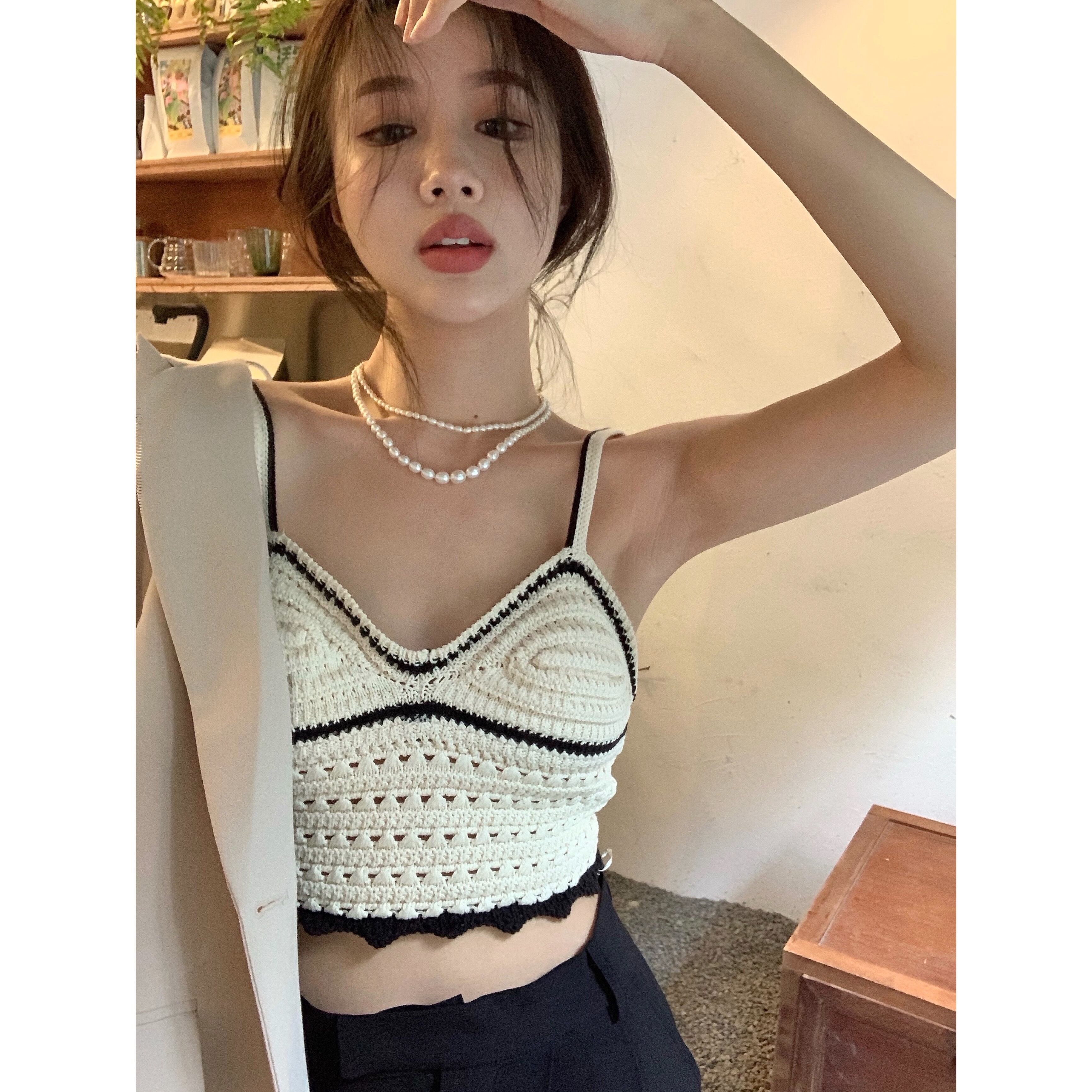 ニットサマーホワイトショートジャケット 夏物 ブラックストロベリース14085180953