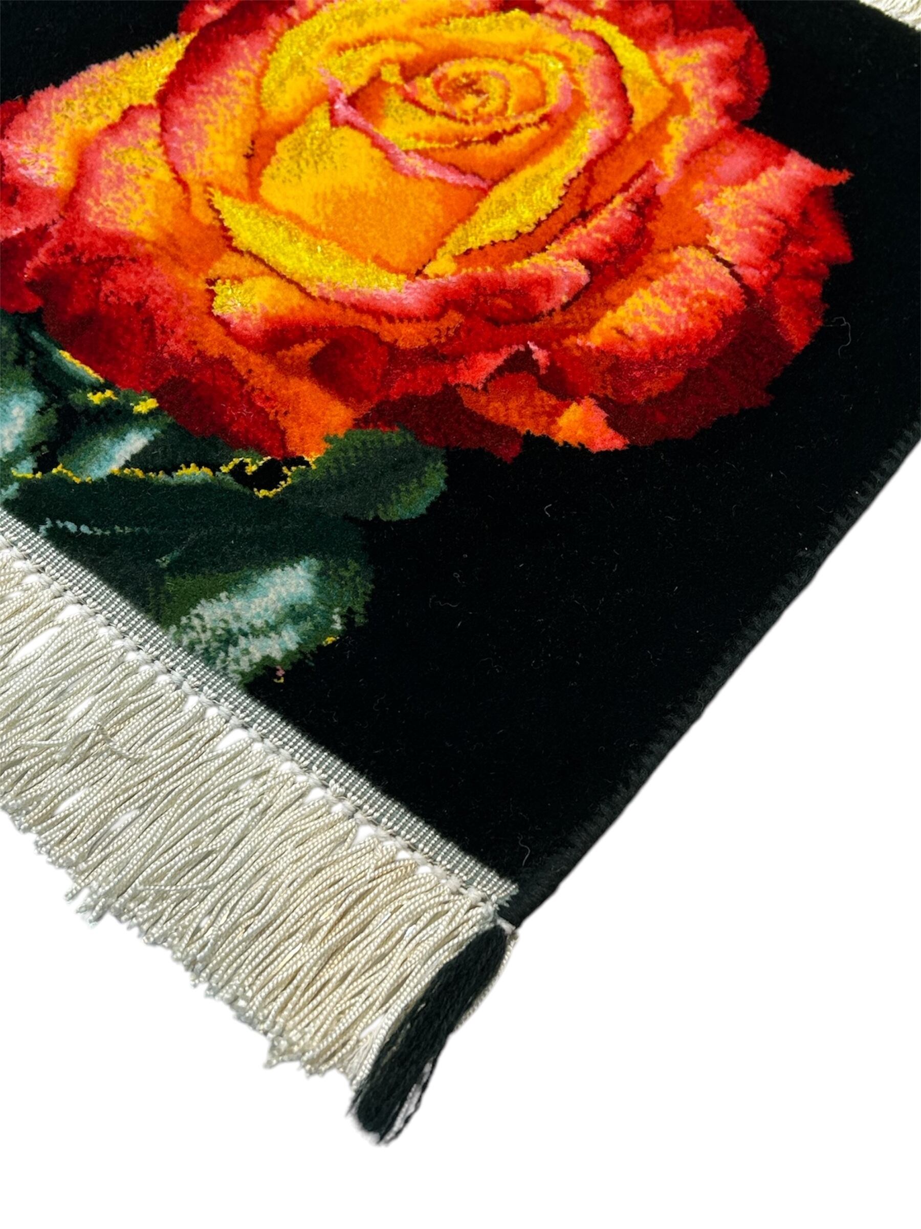 ペルシャ絨毯 ピクトリアル「薔薇」ウール&シルク 約31×31cm