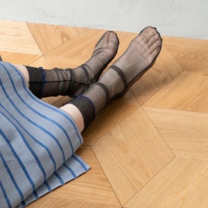 TRICOTÉ / mellow lame tulle socks TR31SO014