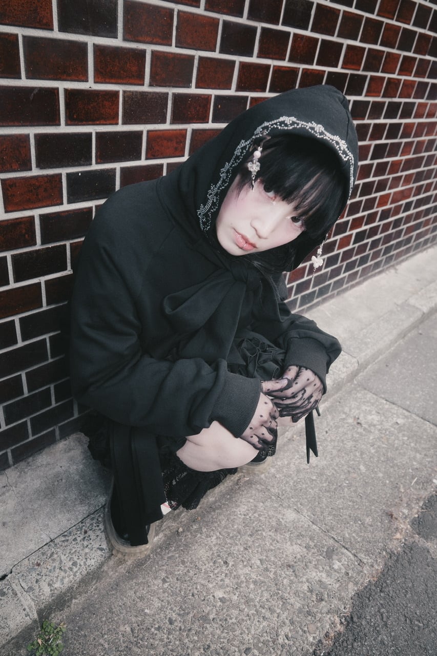 ティアラフーディー BLACK