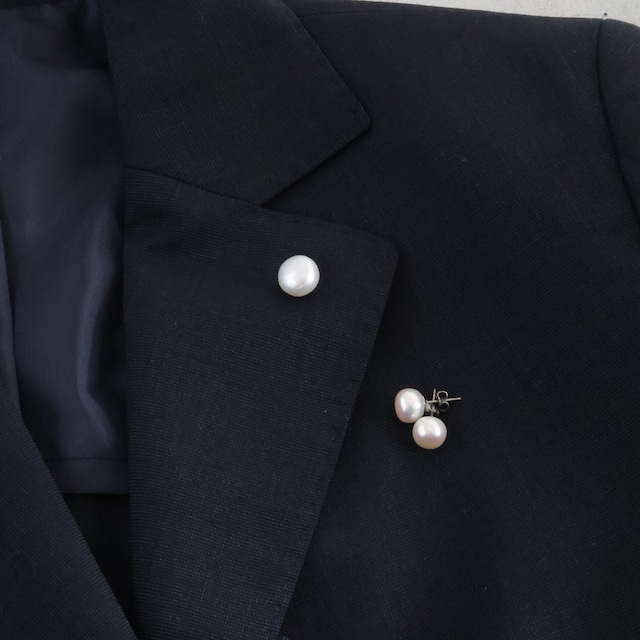 【期間限定/セット割】大粒バロック淡水パールピンブローチと大粒 淡水ボタンパール イヤリング（ピアス）のセット