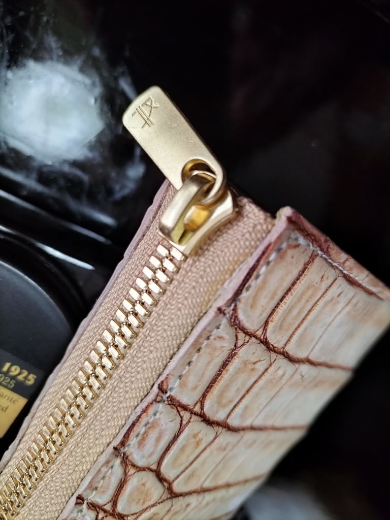 カキシブ・クロコダイルL字ファスナーウオレットA カキシブ・シラホネ・クロコダイルL字ファスナーウオレットA