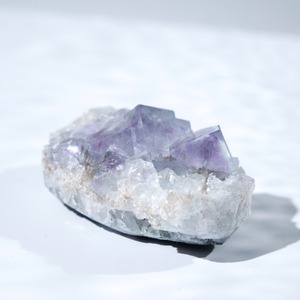 シャンファーリン産 フローライト スモーキークォーツ 共生 / 原石 標本【E_2】