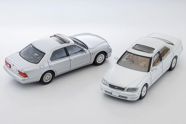 トミカリミテッドヴィンテージ NEO LV-N356c トヨタ セルシオ C仕様