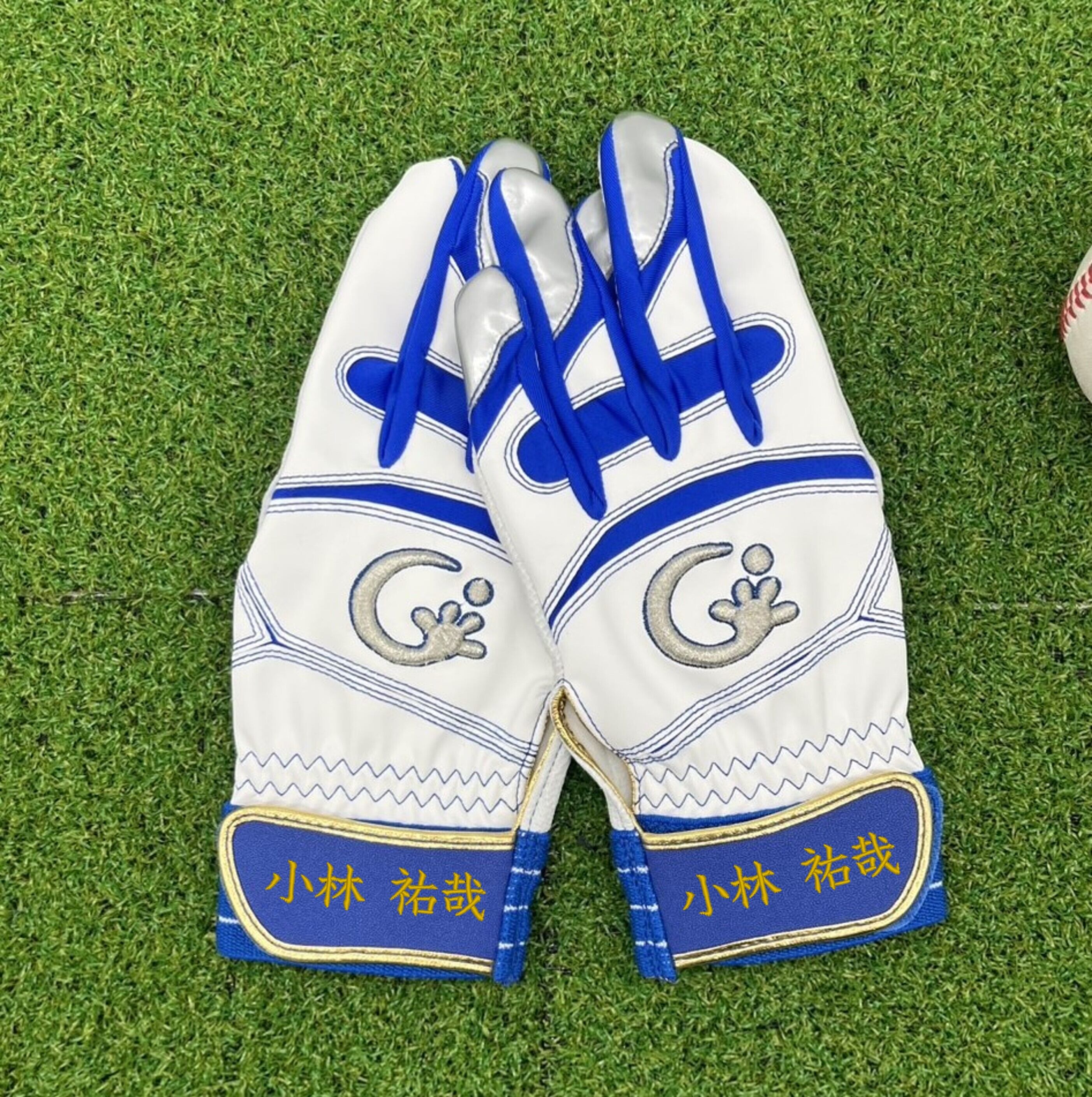 2025年NEWモデル バッティンググラブ ホワイト×ブルー シングルベルト