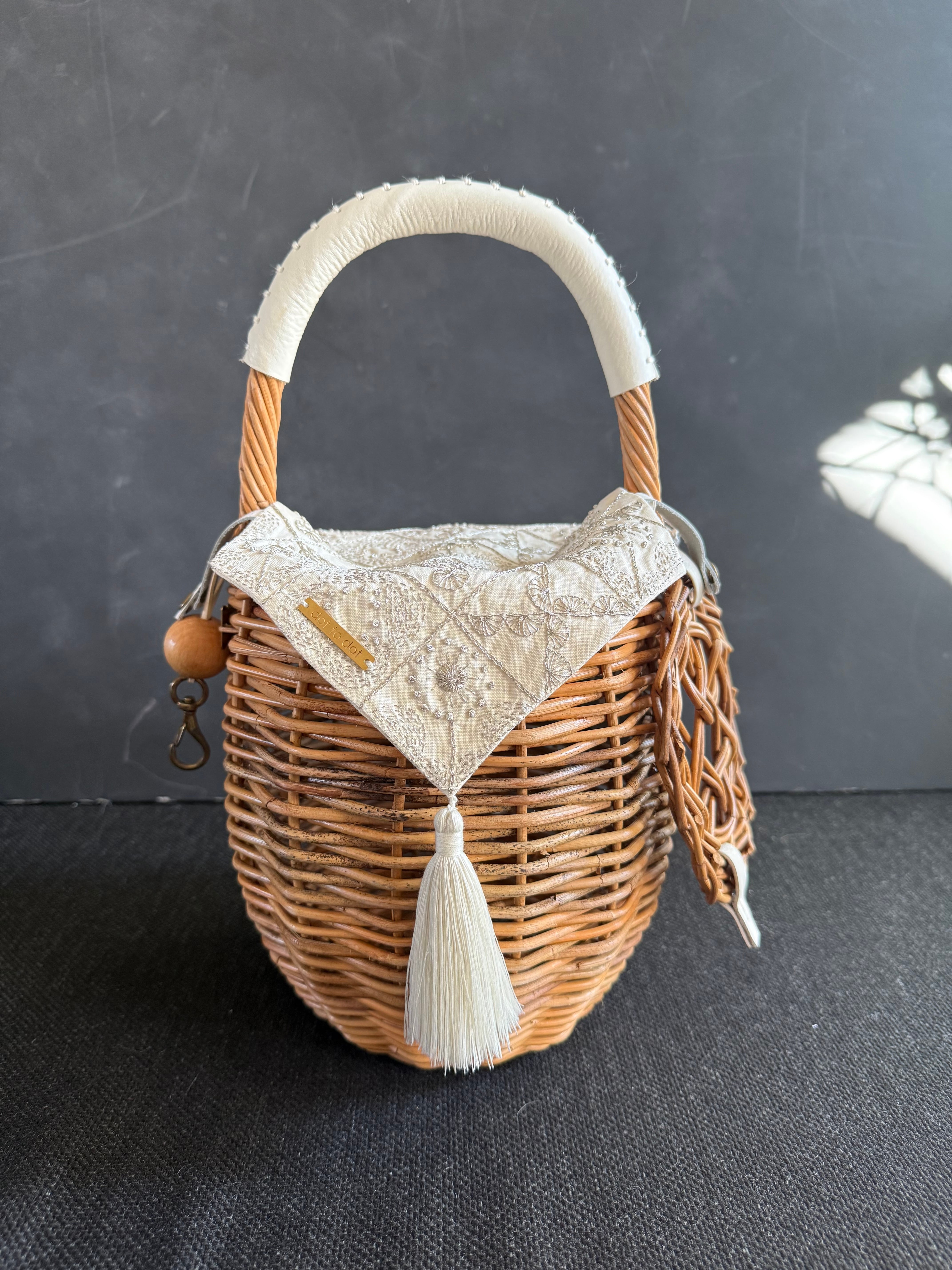 ハンドメイド刺し子のカゴバック 送料無料//SASHIKO STITCH キラキラ『あなたにあげる花束』 BASKET