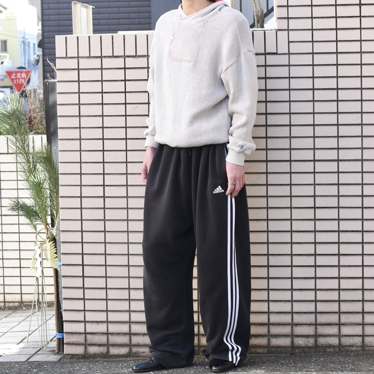 adidas side line wide fade sweat pants
