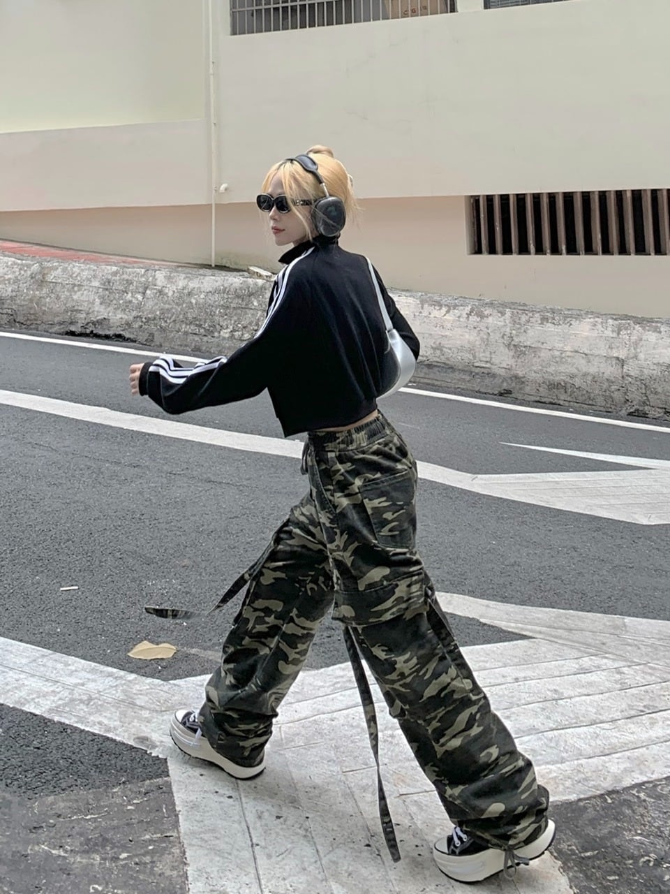 6583【美品】TFW49　3レイヤートラックパンツ　カモフラ　迷彩柄　ブラック 3a2a927d6d55bbe090e7c189f9d59a