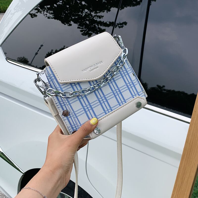 夏の人気チェック柄スモールバッグ2020トレンディなレディースバッグワイルドメッセンジャーバッグネットレッドウエスタンスタイルスモールスクエアバッグ 手作りハンドバック92969044154