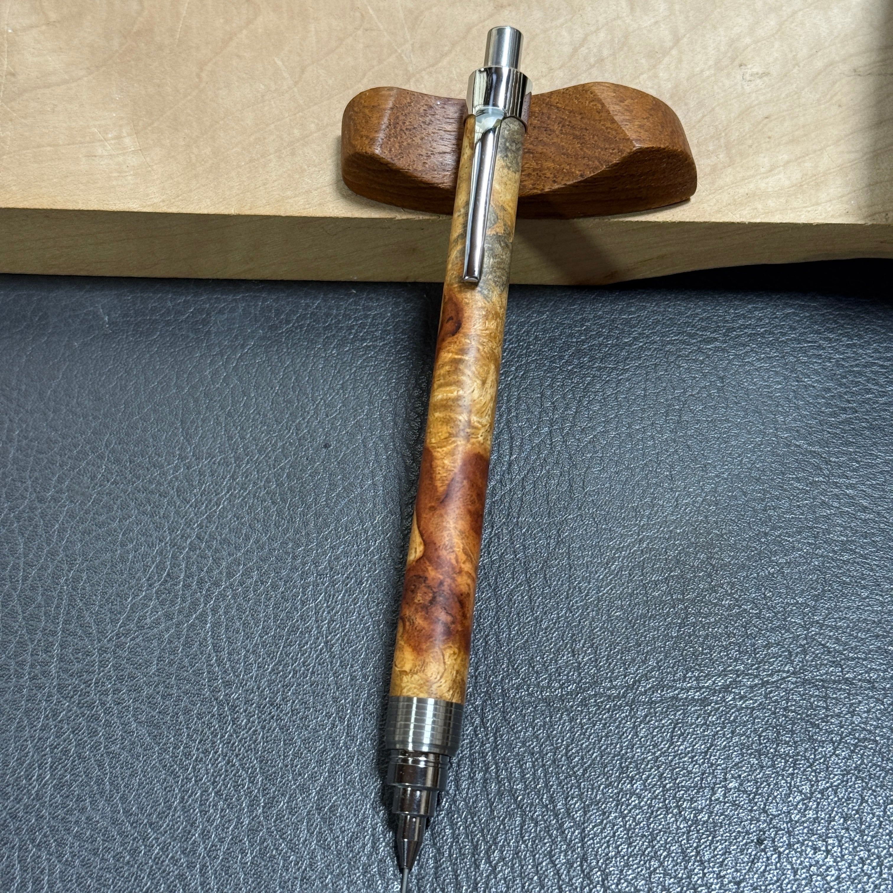 116アンボイナ　木製シャーペン　強低重心ダブルR 補修あり 116アンボイナ 木製シャーペン 強低重心ダブルR 補修あり - メルカリ