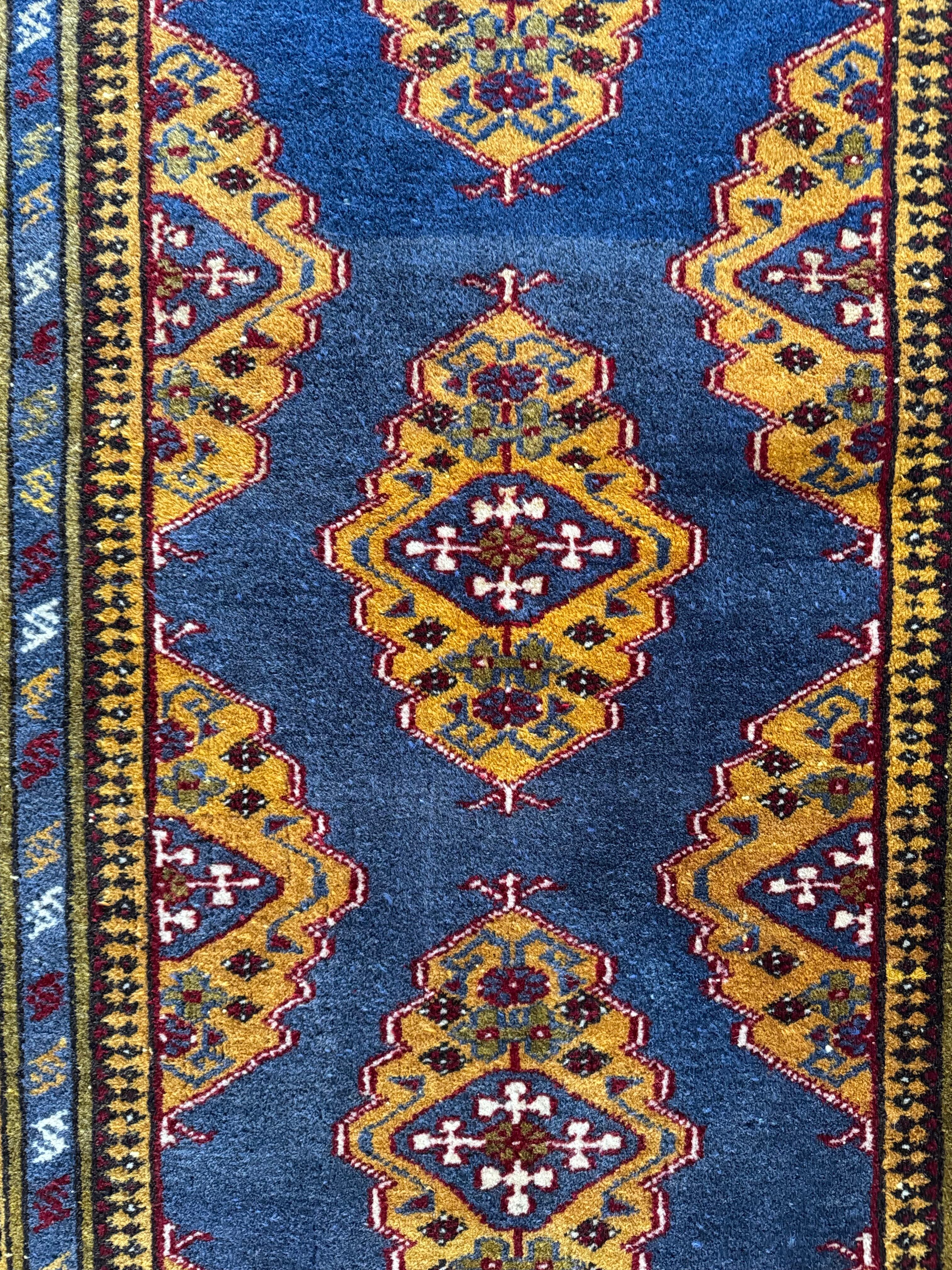 ヴィンテージラグ　トライバルラグ　パキスタン 送料込み】ヴィンテージ パキスタンラグ トライバル絨毯 106x157