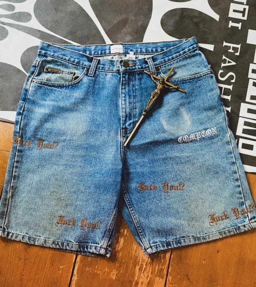 BUTTSTAIN!ANTI FASHION!