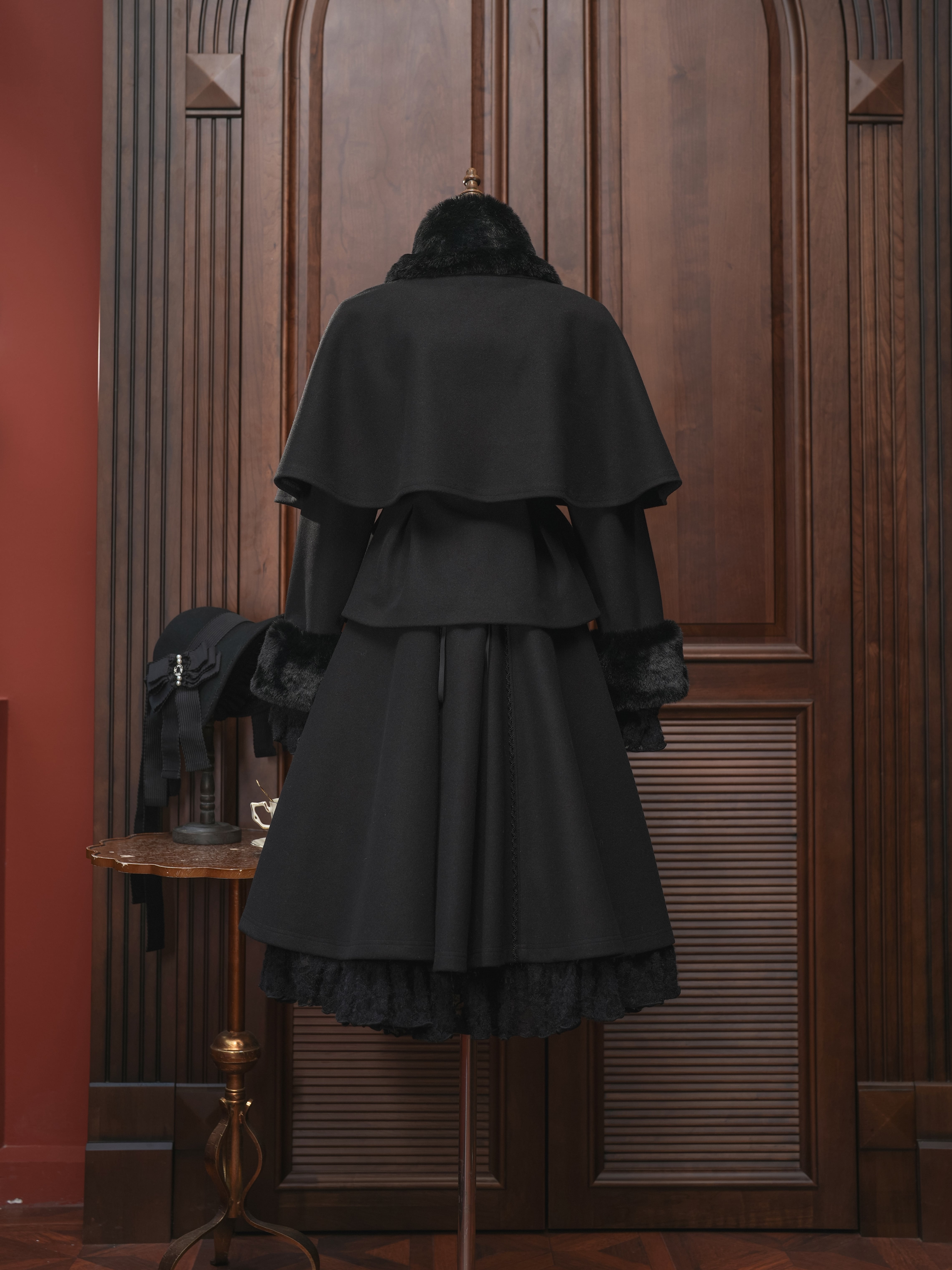 ベル・ラ・ドンナ ファー襟ショートジャケット（コート） | HoshibakoWorks