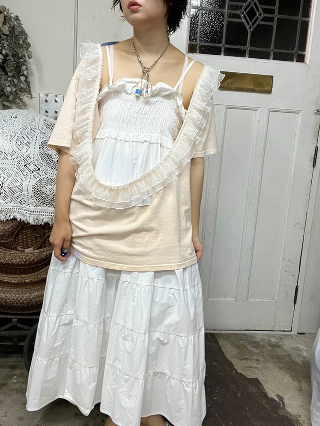 backschön frill T-shirt
