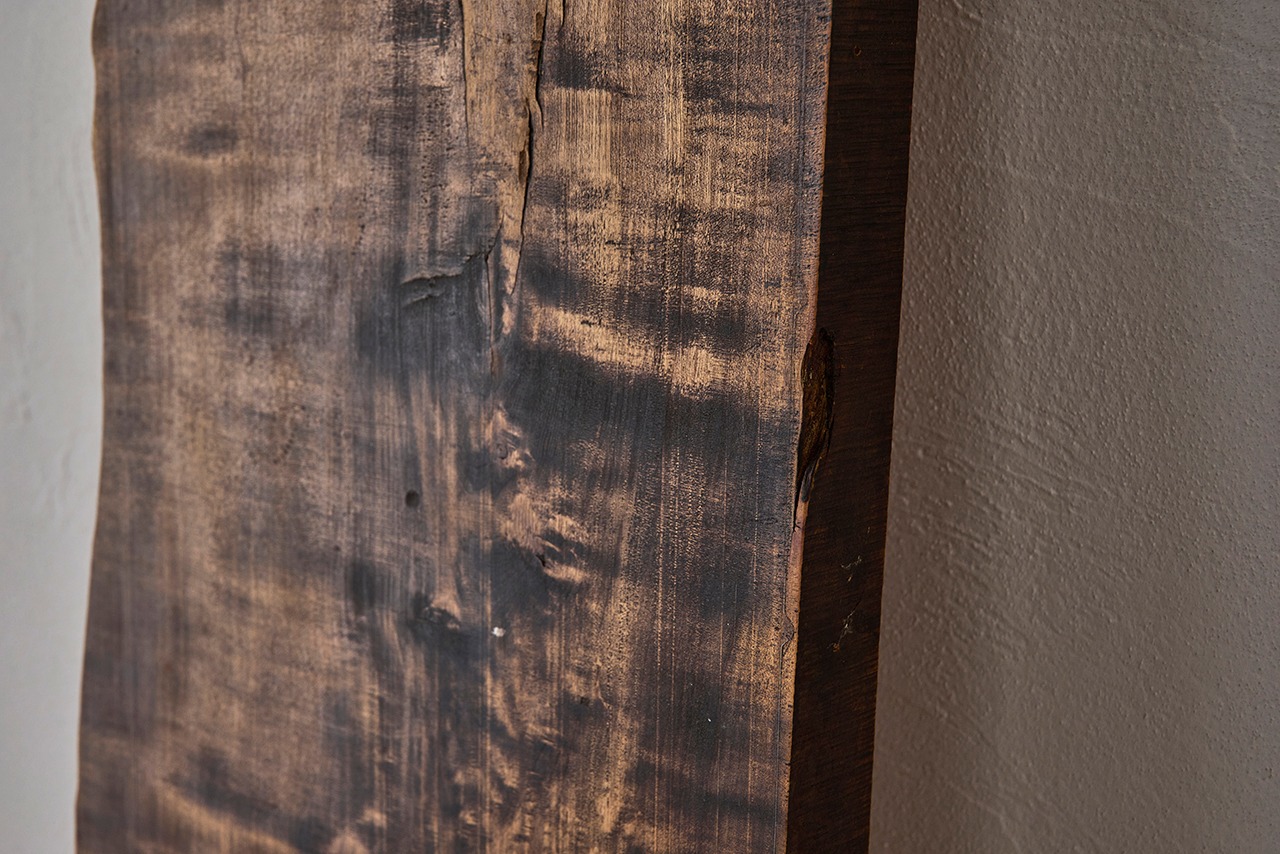 栃　トチ　一枚板　ｶｳﾝﾀｰ材