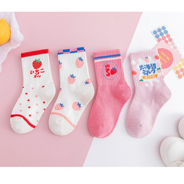 【即納】いちごオレのクルーソックス 4足セット
