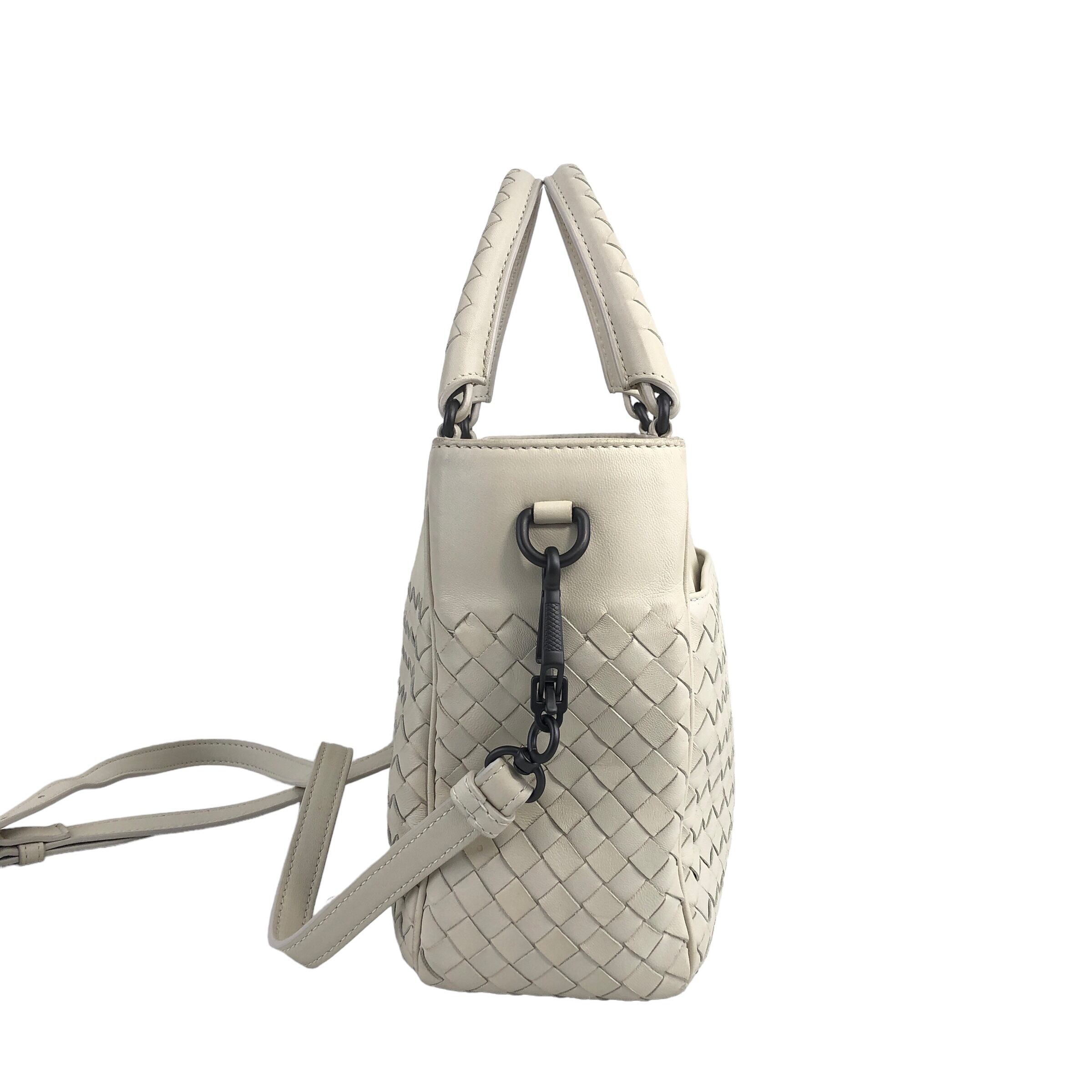 Bottega Veneta ボッテガ・ヴェネタ イントレチャート ショルダー