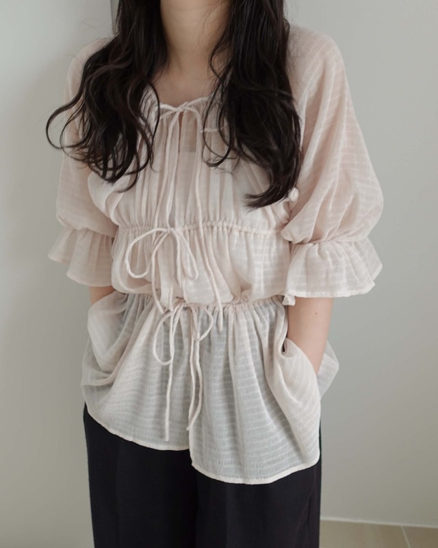 AM520607 sheer shirring blouse