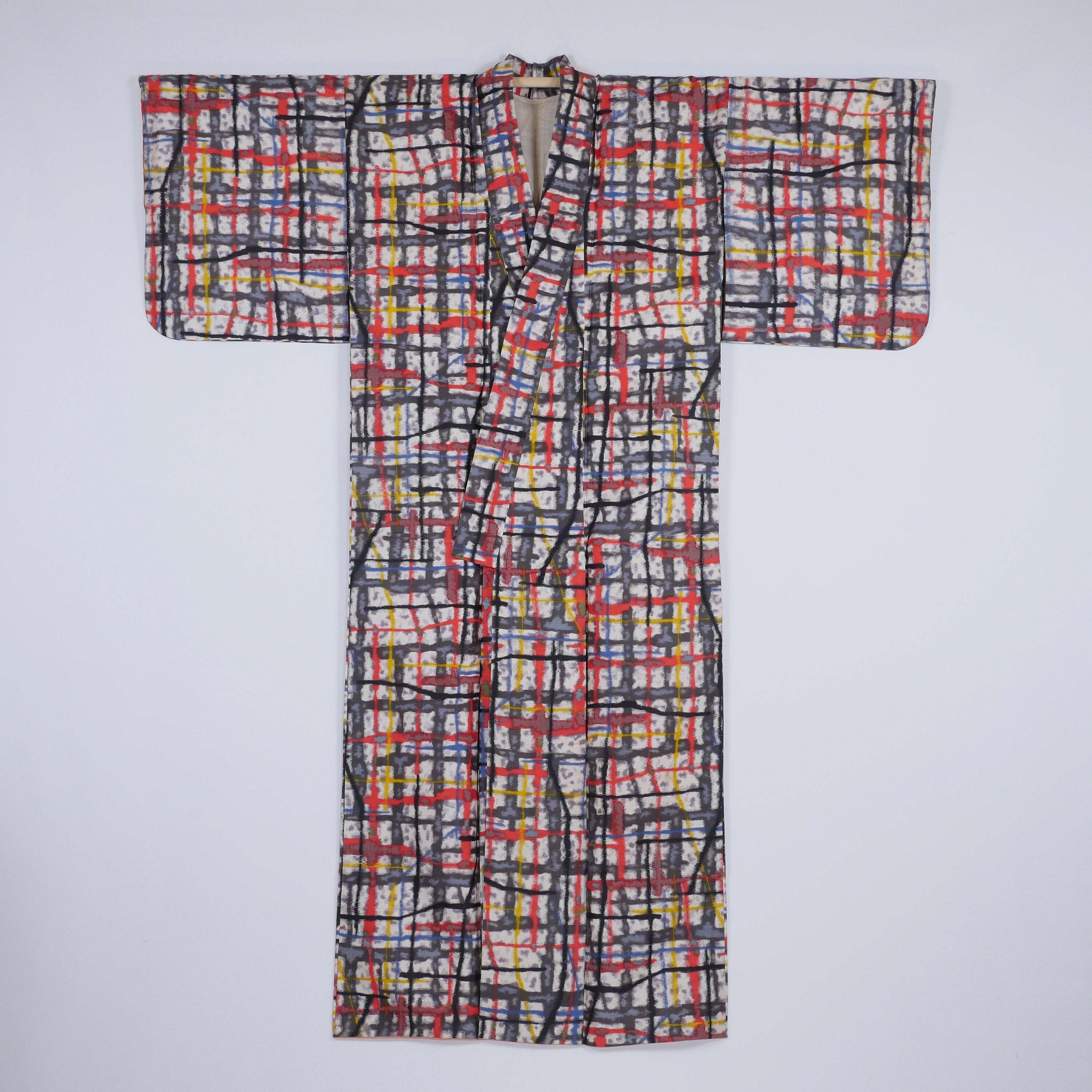 正絹 カラフルデザイン 銘仙着物 | Vintage meisen kimono with colorful paint-like cross-hatched design