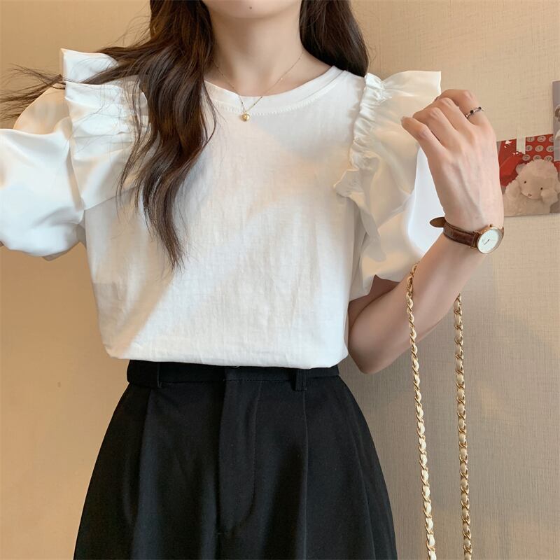 【着用レビュー】トップス レディース Tシャツ カットソー 大きいサイズ S M L XL 2XL 3XL 4XL フリル パフスリーブ 半袖 無地 ラウンドネック 高級感 ブラック ホワイト 黒 白 ショート丈 おしゃれ シック 大人カジュアル 送料無料 ラフ 女っぽい カジュアル かっこいい 薄手 袖あり デート 通学 学生 通勤 OL オフィスカジュアル 10代 20代 30代 40代 春 夏 トレンド スタイルアップ 韓国 ファッション 抜け感 フェミニン 女性らしい スタイル 小さいサイズ