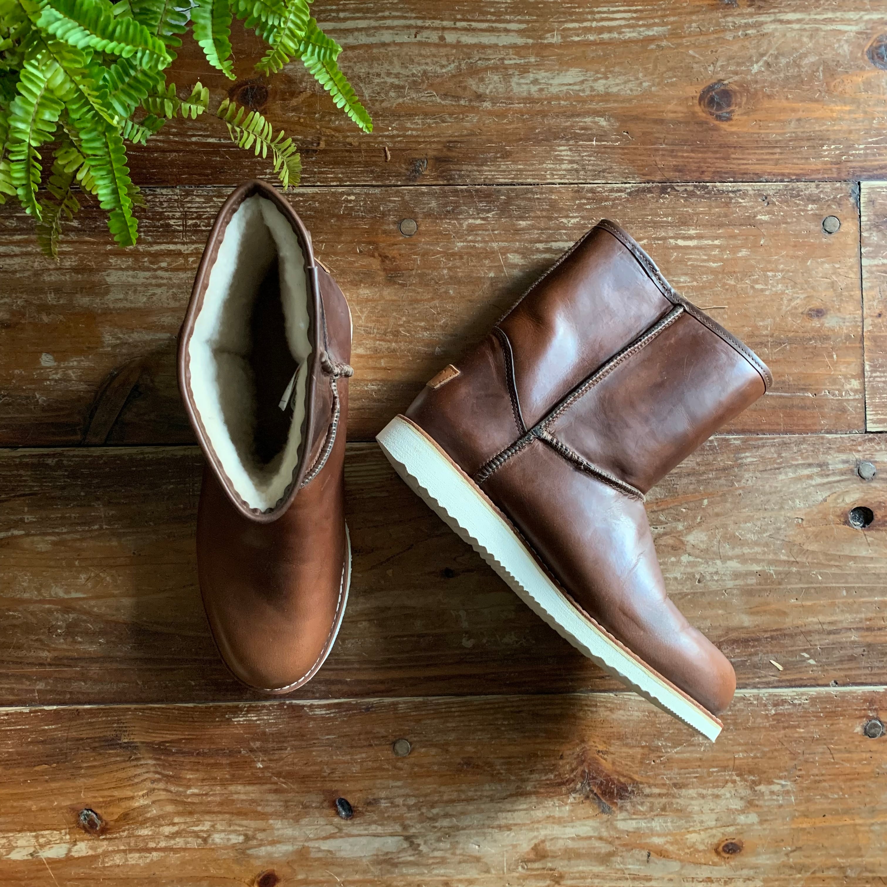 Ugg 1978 Limited "Gustin" Classic Boots/Made in USA/Cordovan/9