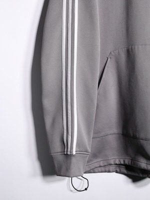 "adidas × NBA"  New York Knicks over silhouette hoodie