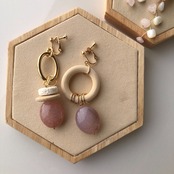 ［ ウッド × ゴールド × ピンク ］大振り アシンメトリーピアス / イヤリング / サージカルステンレス　