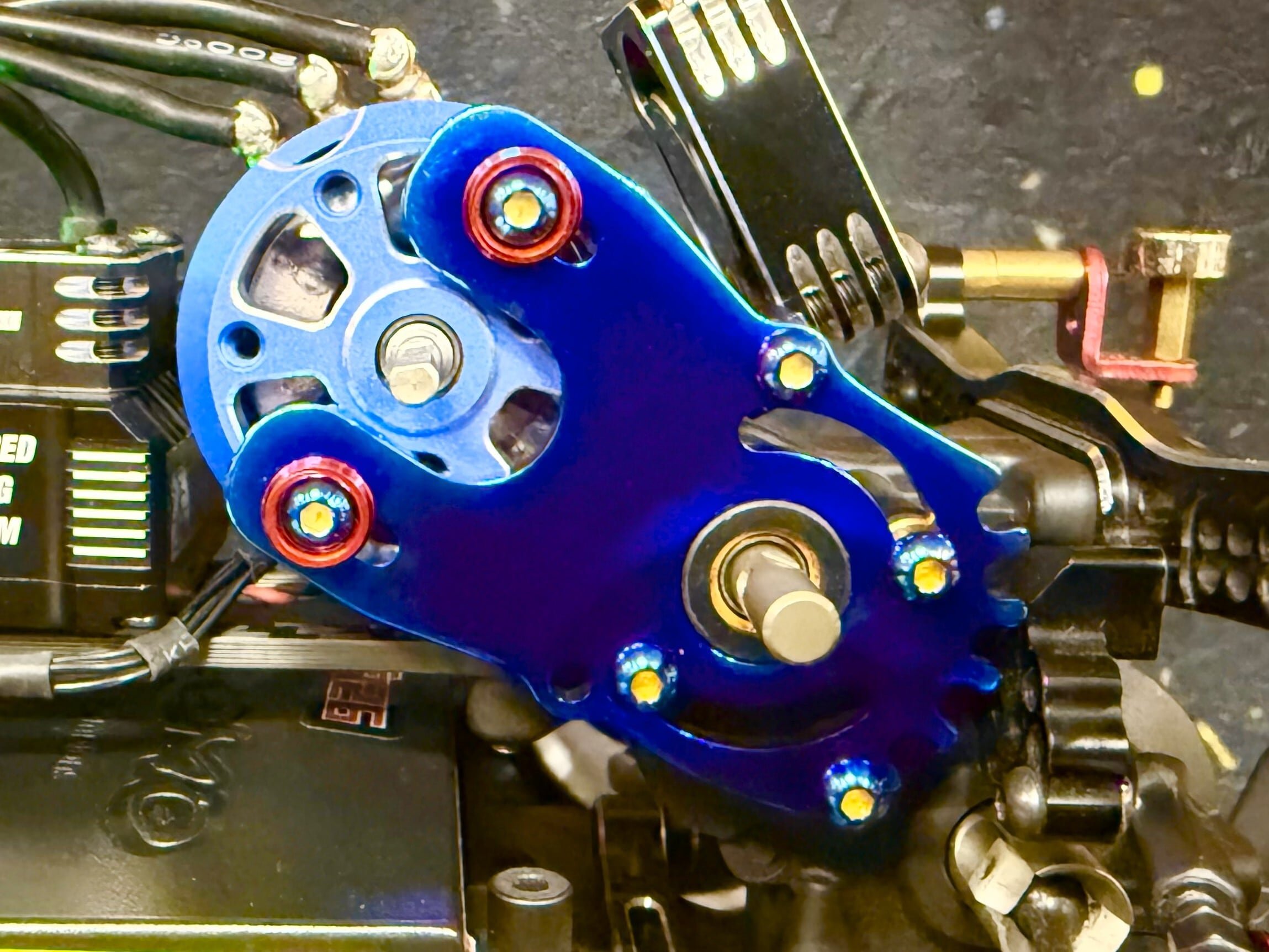 RC926】64チタン【焼き色付き】モーターマウント RD2.0/SD3.0/SD2.0