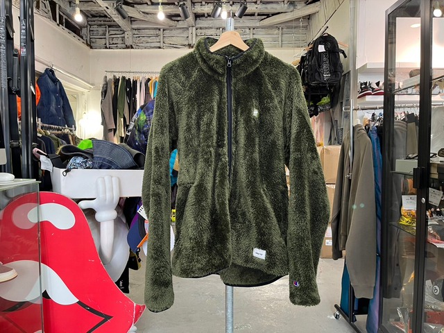 UNDEFEATED × CHAMPION SHERPA JACKET OLIVE LARGE 72402