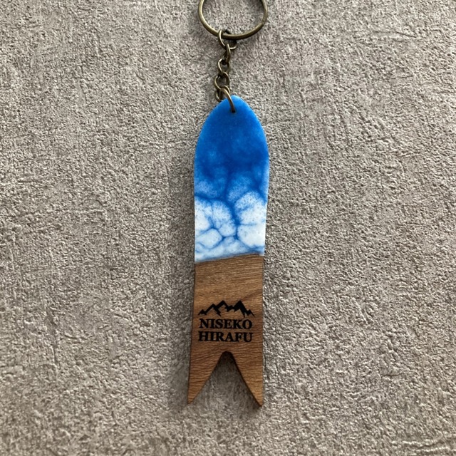 Niseko Resin key ring -ニセコレジンキーリング-