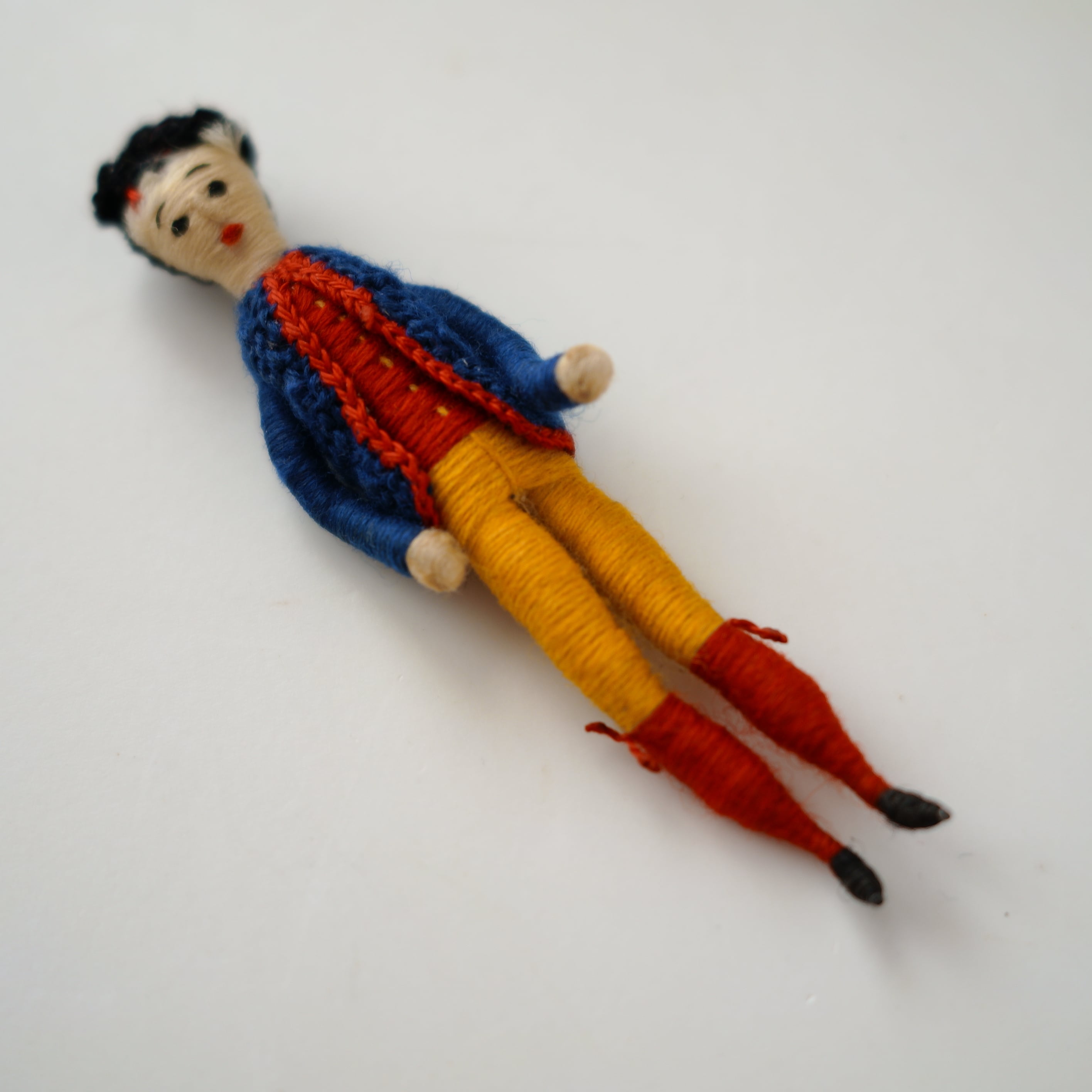 Handmade Swedish Folk Costume Dolls, Pair | troldhaugen antiques