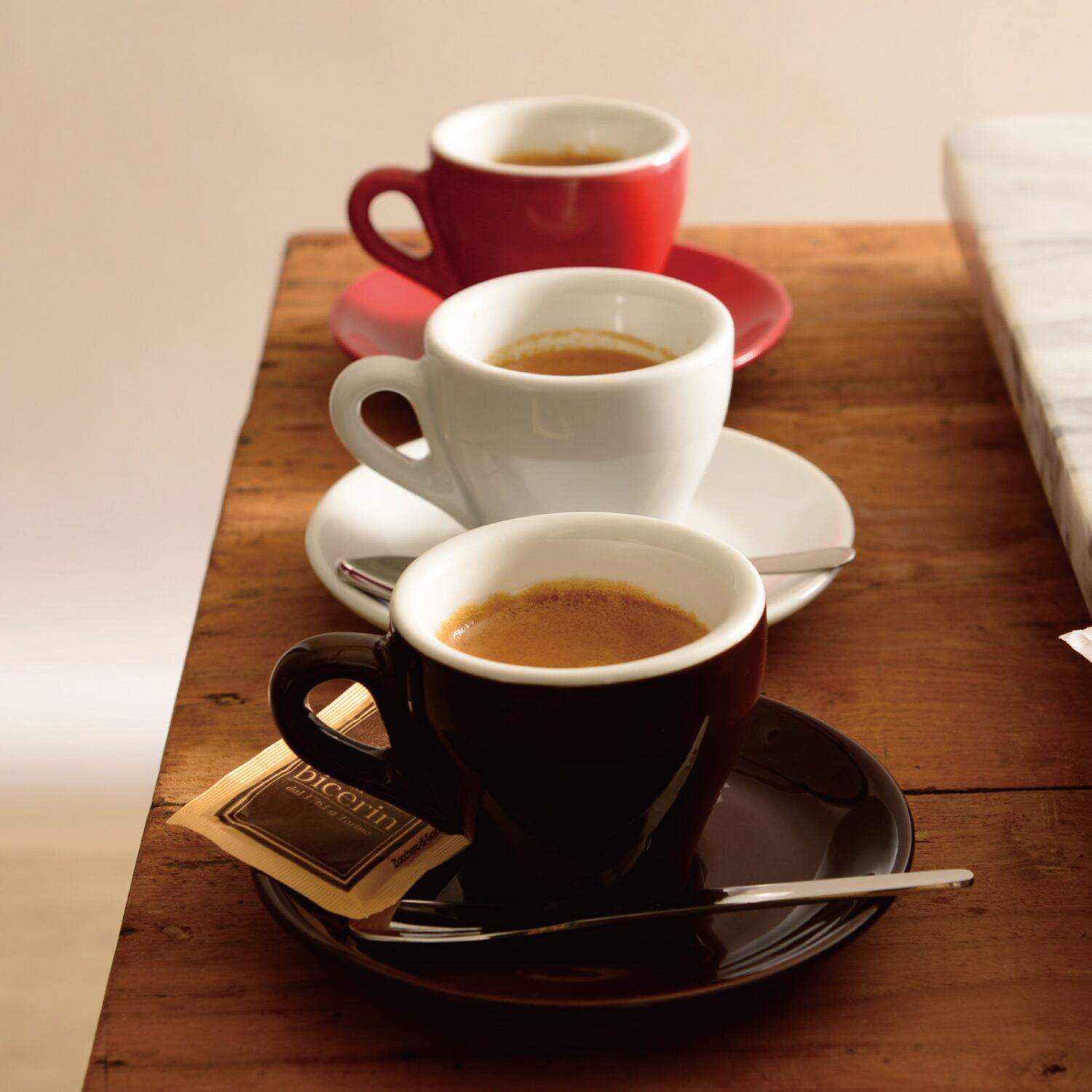 イパ ジェノヴァ エスプレッソカップ ホワイト | ザッカワークス