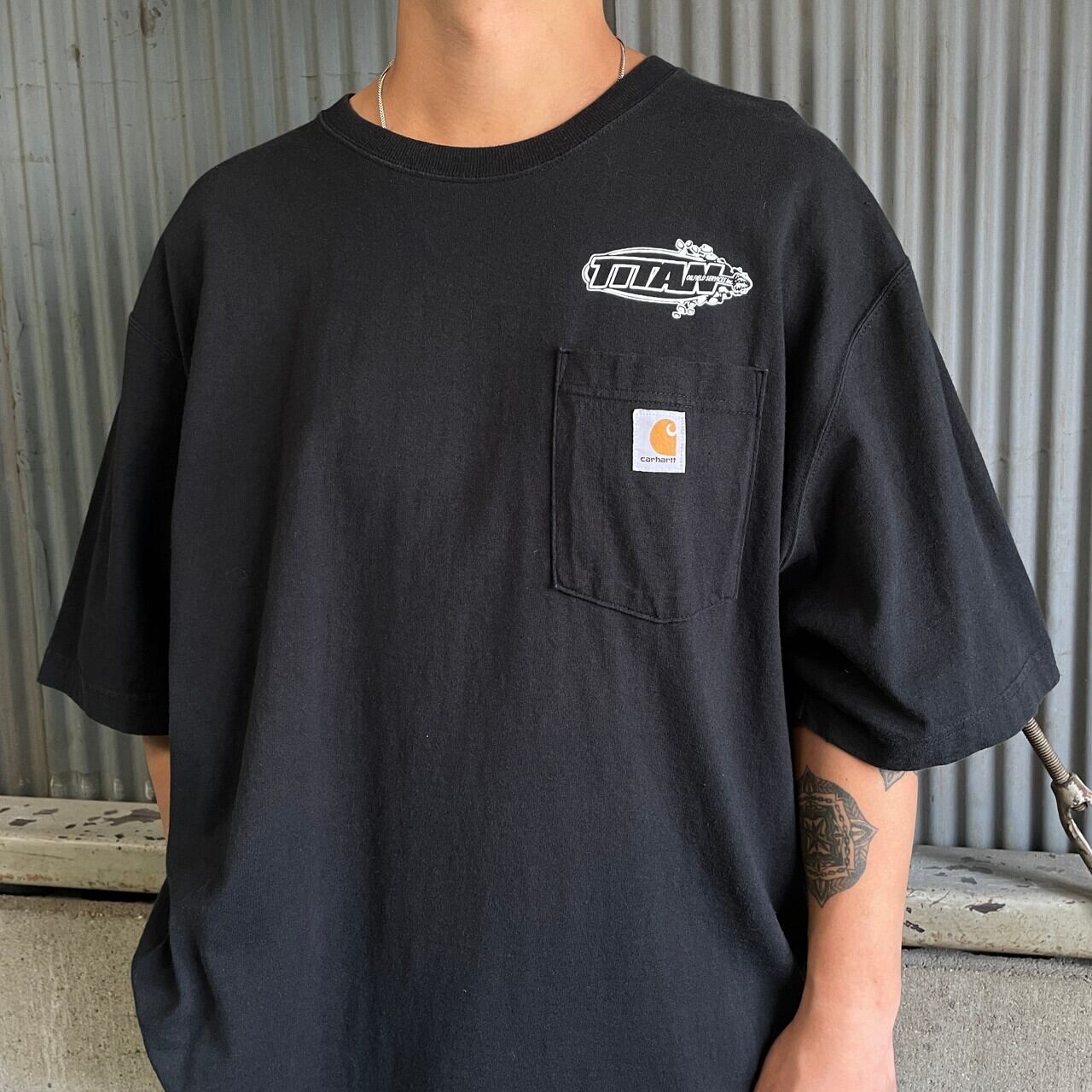 【希少2XLサイズ】carhartt☆プリントデカロゴ　ビックサイズ　ロンT