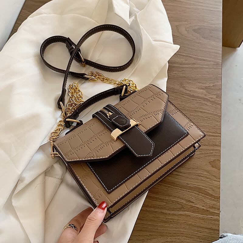 秋冬レトロポータブルスモールバッグメスバッグ2020新しい流行のファッションチェーンメッセンジャーバッグネットレッドオールマッチスモールスクエアバッグ Tiancai_Wing_Bag81795975596