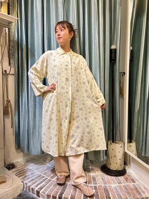 40's purple flower white  gown