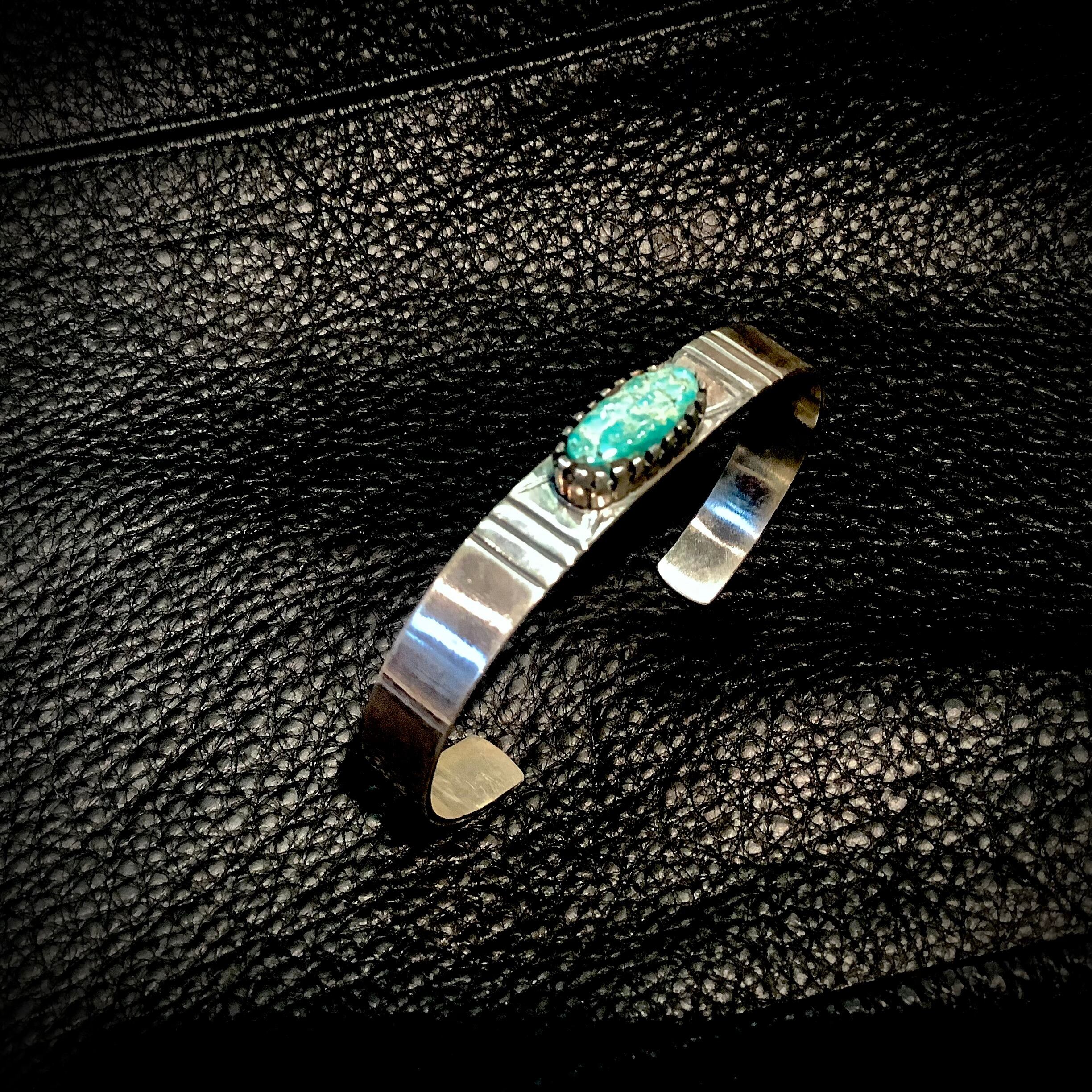 インディアンジュエリー　ローンマウンテンターコイズバングル インディアンジュエリー ローンマウンテンターコイズバングル