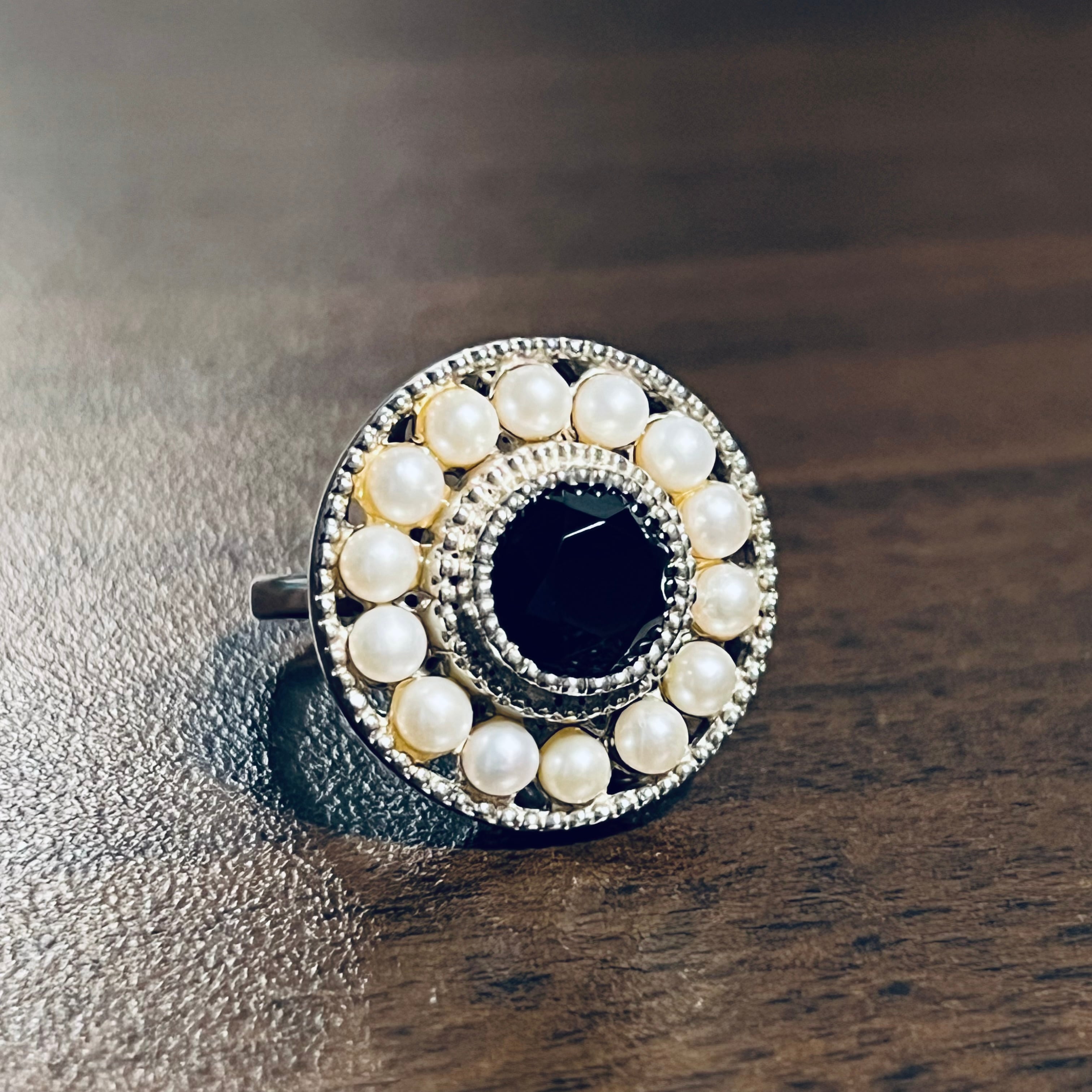OLD TIFFANY & CO. Black Onyx & Pearl Ring #8.5 Sterling Silver