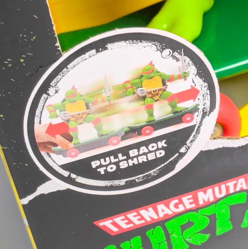 ☆US直輸入☆【 Teenage Mutant Ninja Turtles（ ティーンエイジ ミュータント ニンジャ タートルズ ）】 Turtles Sewer Shredders Pull Back Vehicles / 5インチ タートルズ スケートプルバックトイ / ドナテロ〚アメリカン雑貨 アメトイ〛