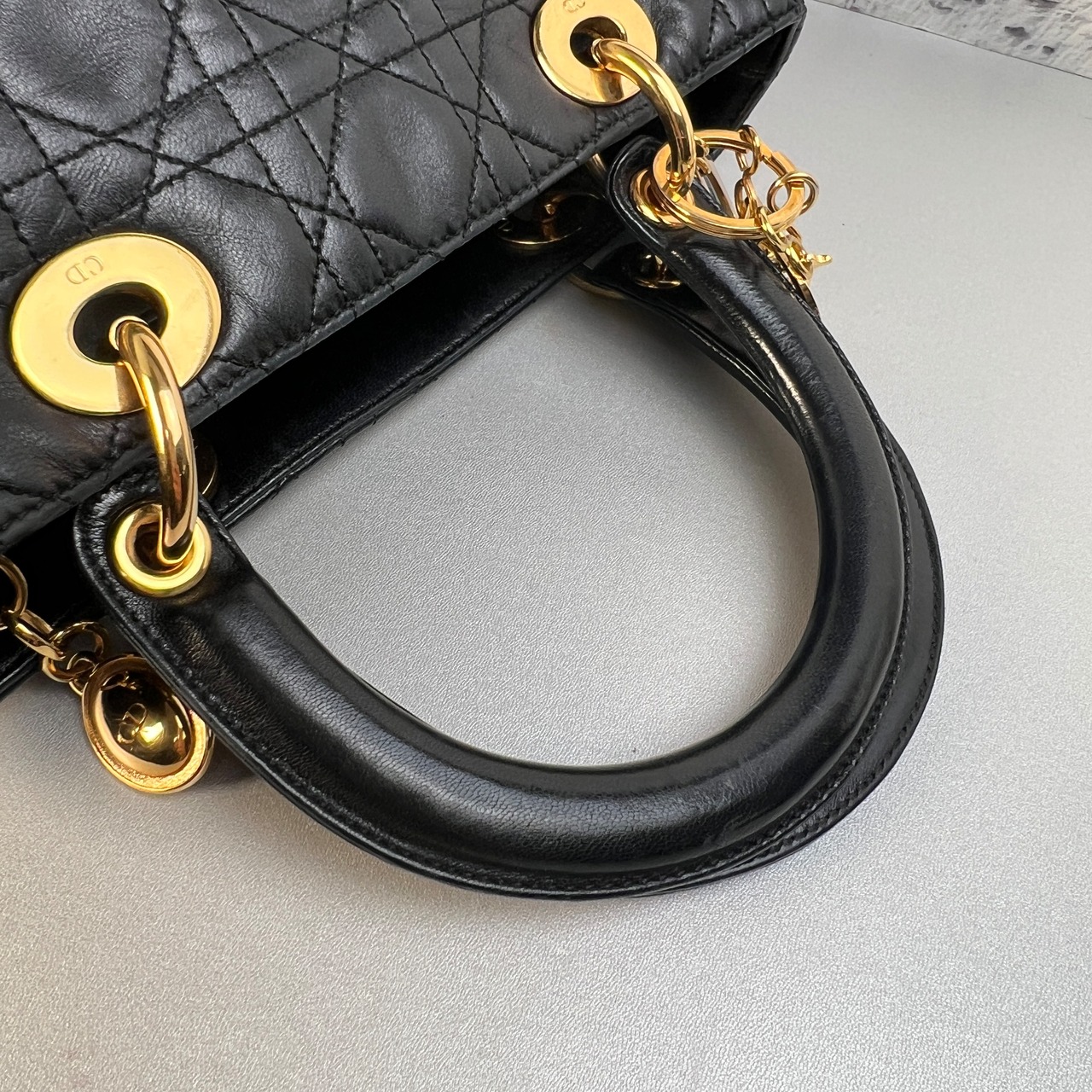 Dior レディディオール  カナージュレザー ハンドバッグ ブラック A-12281