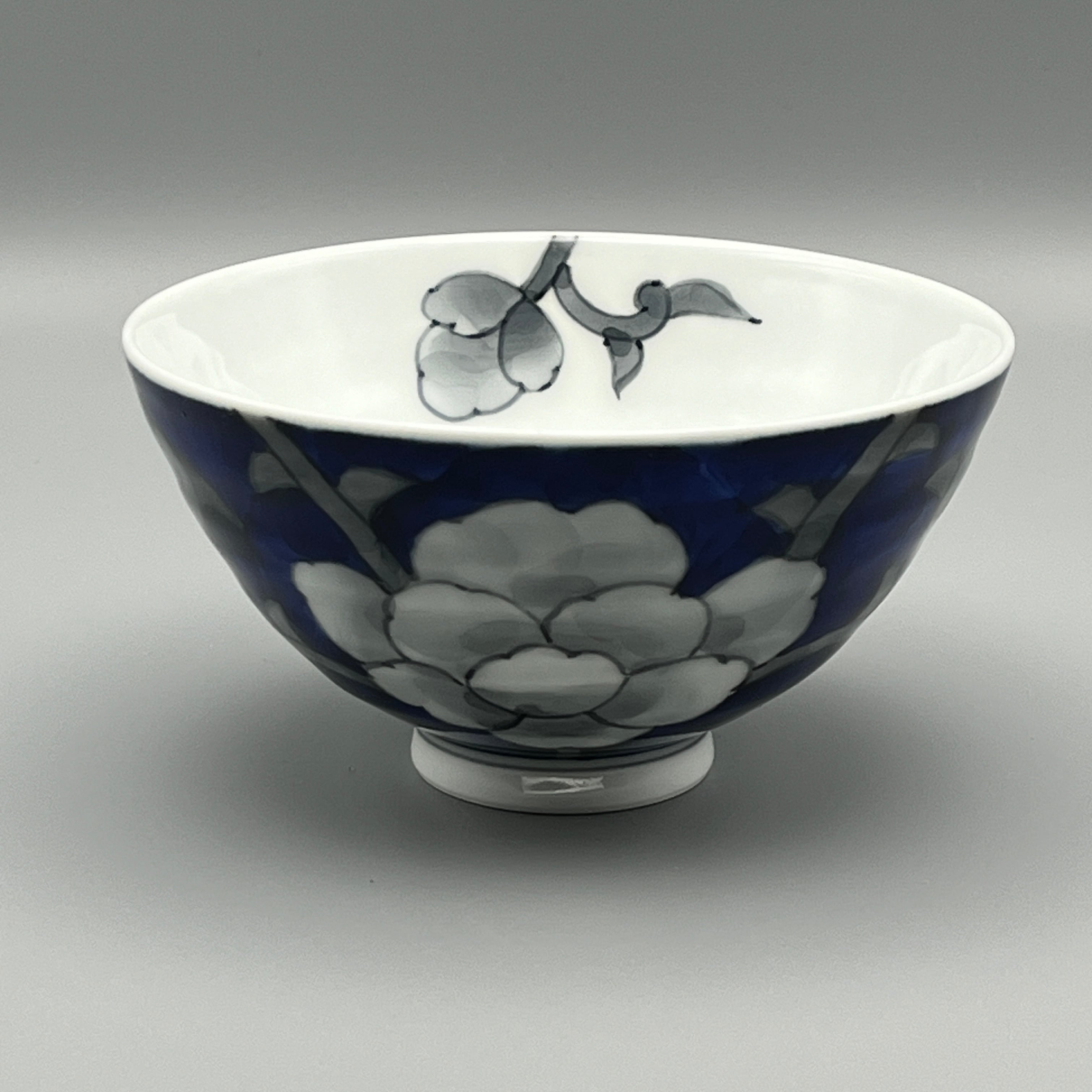 牡丹唐草シリーズ | 有田焼～花の器～泰山