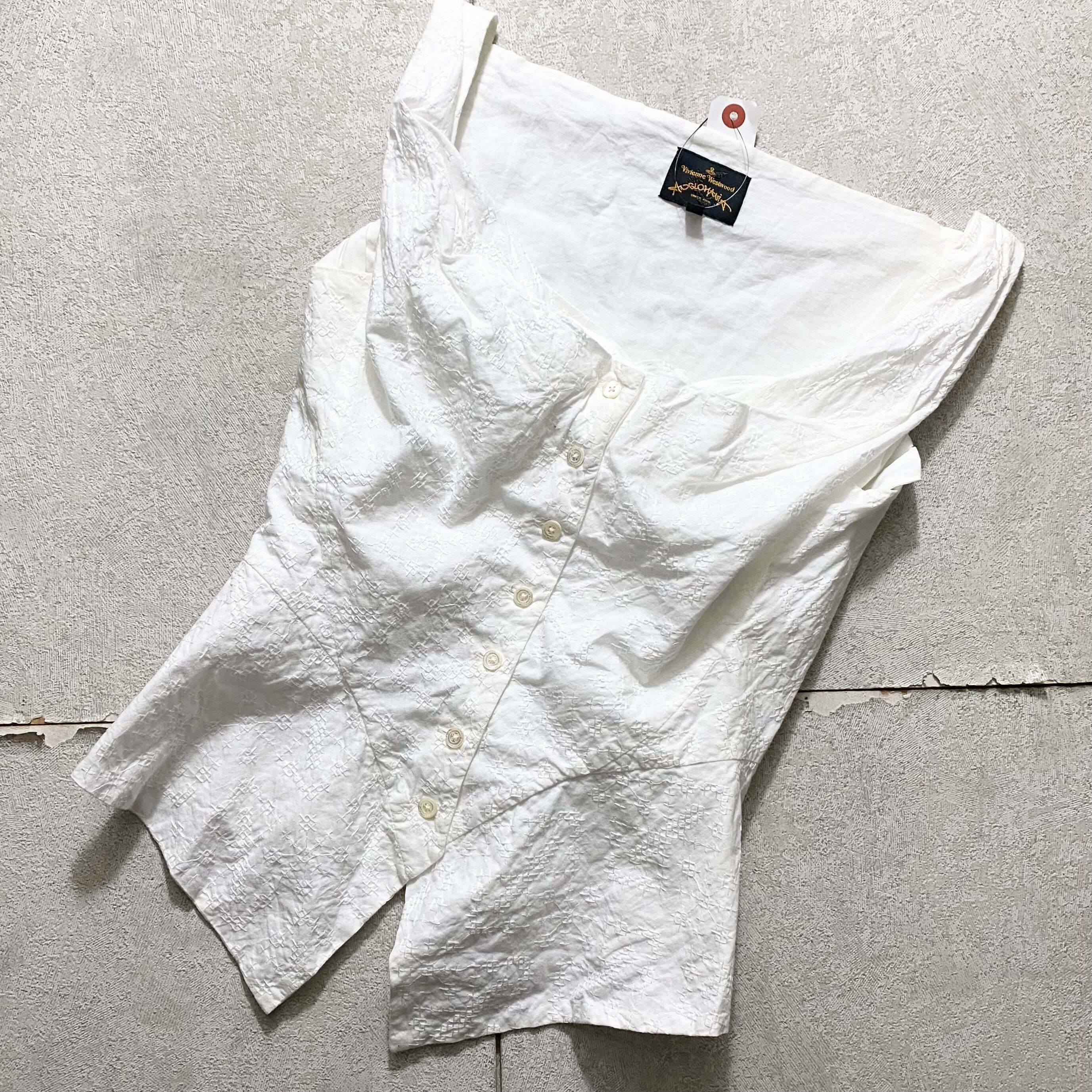 VIVIENNE WESTWOOD ANGLOMANIA stitch design white vest | NOIR ONLINE