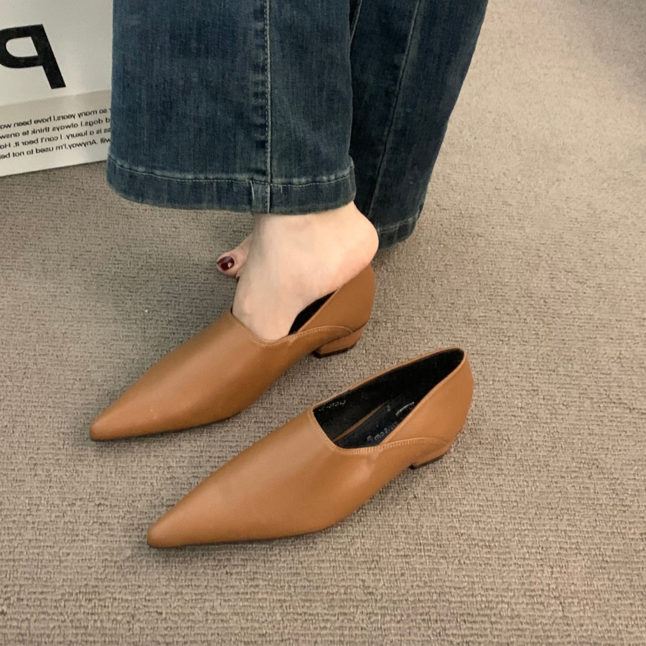 pointed-toe loafers T6017