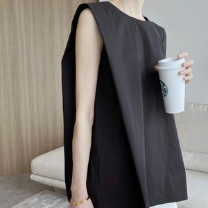 ショルダータックノースリーブブラウス　A1849