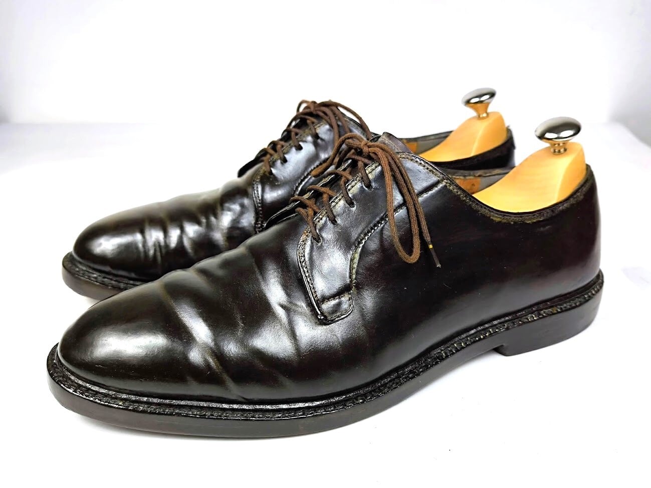 ☆極上品・73%OFF☆ オールデン Alden プレーントゥ「990」 コードバン