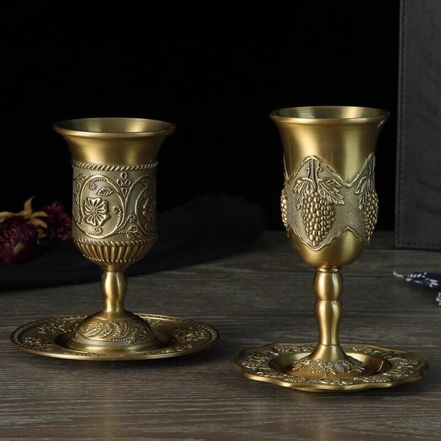 【合計5999円以上ご購入で注文可能】Antique wine goblet wine glass【m1015】